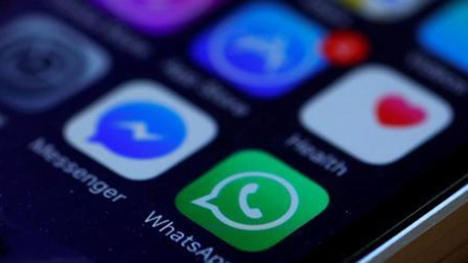 China Disrupts WhatsApp Ahead Of Communist Party Meeting