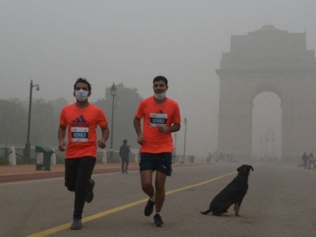 Delhi Half-Marathon Goes Ahead Despite Smog, Health Warnings