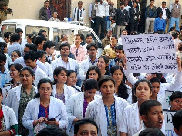 Delhi resident doctors withdraw proposed strike