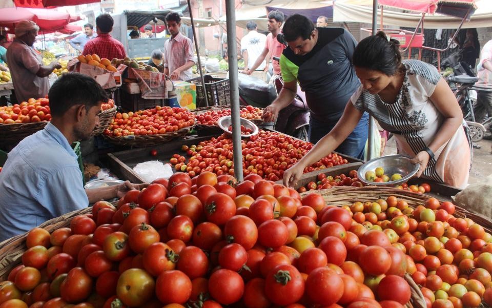 Tomato Prices Harden, Hit Rs 80 Per Kg In Delhi