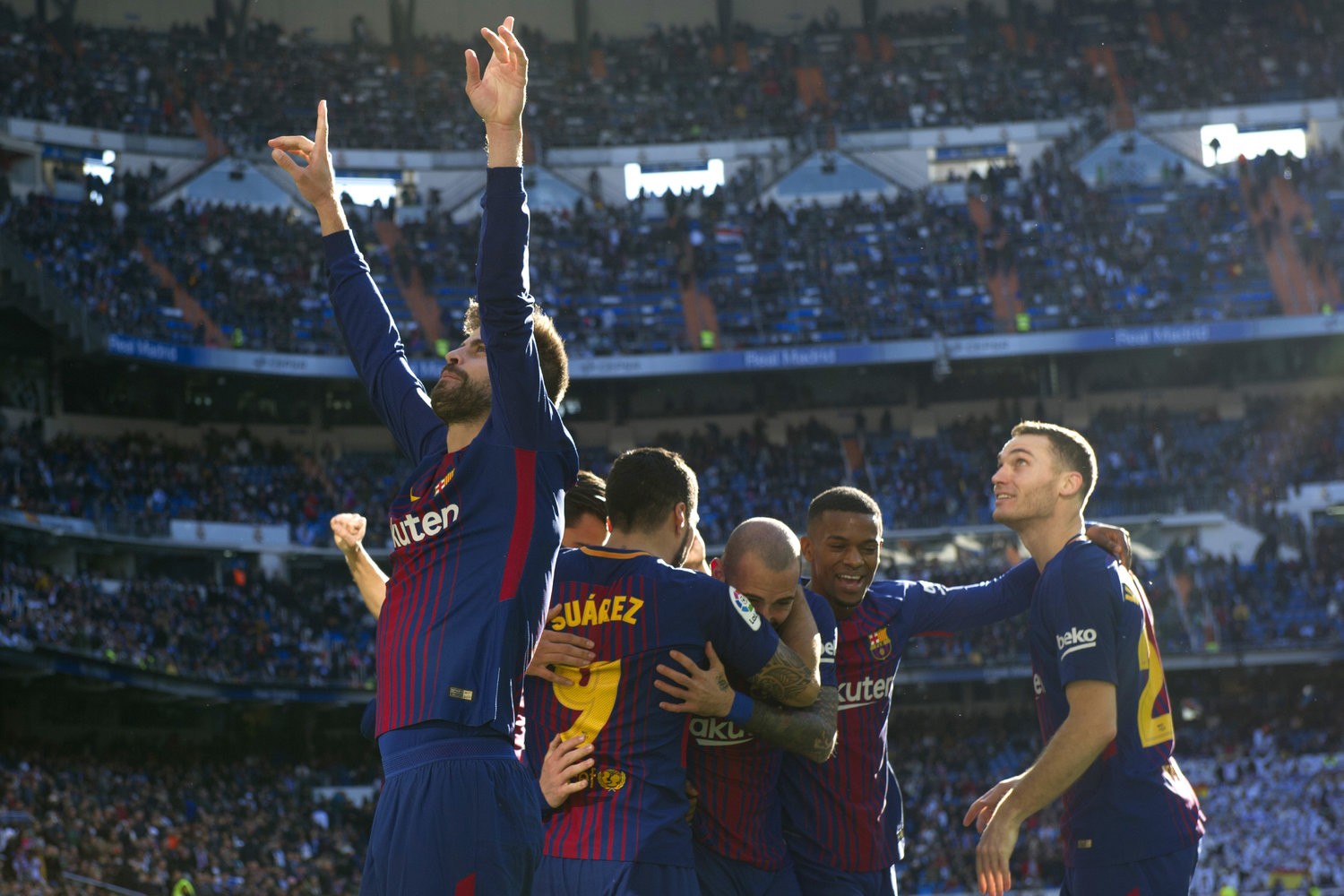 Dominant Barca move 14 points clear of Real Madrid