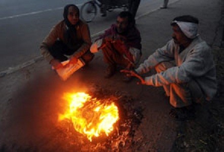 Mercury Drops To 7.6 Deg C In Delhi