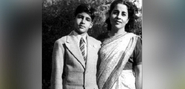  Amitabh  remembered his late mother Teji Bachchan on her birth anniversary..!!