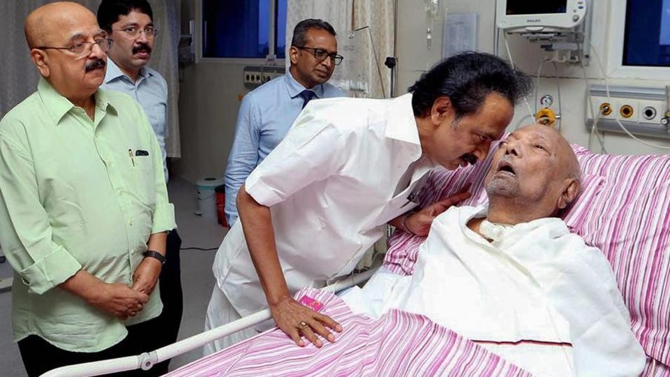 Karunanidhi 'Extremely Critical', Vital Organ Functions Deteriorating