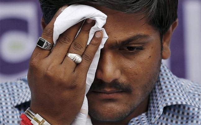 Congress Steps in as Hardik Patel's Health Declines Further, Gives Ultimatum to Gujarat Govt