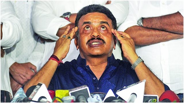  Sanjay Nirupam claims he is under ‘house arrest’ as Amit Shah is in Mumbai 