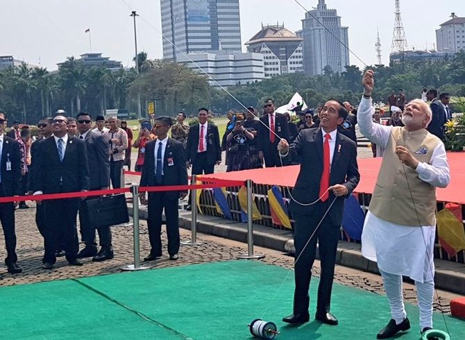 PM Modi, Widodo inaugurate kite exhibition themed on Indian epics