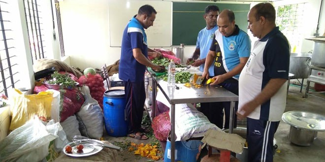 Community kitchens begin in UP for homeless