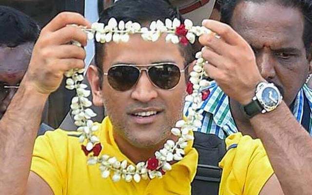 Just start the whistles, says CSK as Dhoni arrives in Chennai