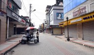 Kerala toddy shops open and close in a flash