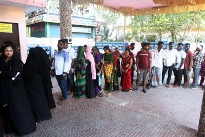 13.80 per cent polling in TN till 9 am