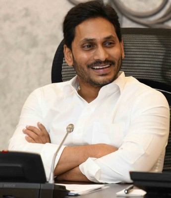 Jagan Reddy cancels Andhra by-poll election meet amid Covid wave