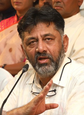 Sleaze CD: Shivakumar must quit too, demands Cong leader Jarkiholi