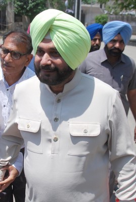 Is Sidhu in hunt of new political space in Punjab?