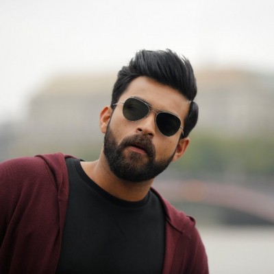 Varun Konidela's selfie is about his Monday mood