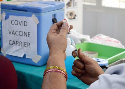 India becomes fastest Covid vaccinating country, surpasses US