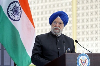 600 oxygen concentrators from Miami reach India: Hardeep Puri