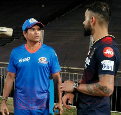 IPL 2022: Kohli meets Tendulkar following RCB's win over Mumbai Indians