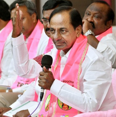 Rift widens further between Telangana Governor, CM