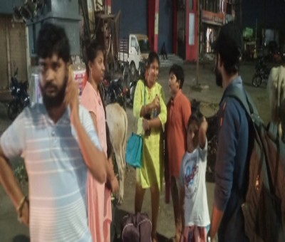 Andhra family stranded as car taken away for CM's convoy