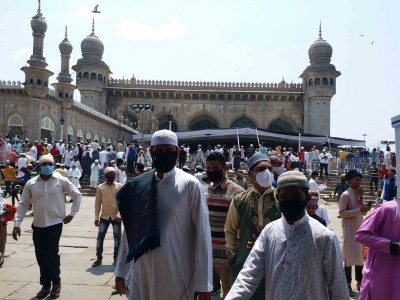 With no restrictions, cheers return during Ramzan in Hyderabad