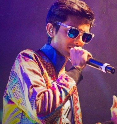 'Why this Kolaveri' director Anirudh announces first-ever Indian concert tour