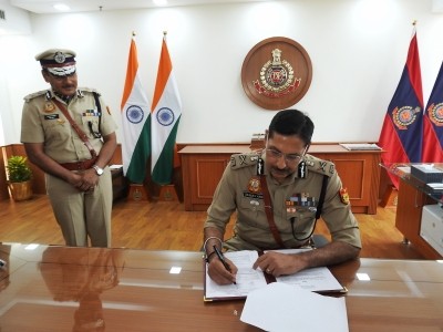 Sanjay Arora takes charge as Delhi Police Commissioner