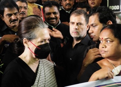 Sonia, Rahul did not cooperate in ED probe prior to parliament session: Pralhad Joshi