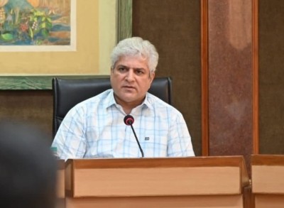 Singapore visit row: Delhi HC notice on Kailash Gahlot's plea on 'political clearances'