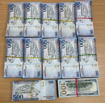 Man held at Delhi Airport with foreign currency