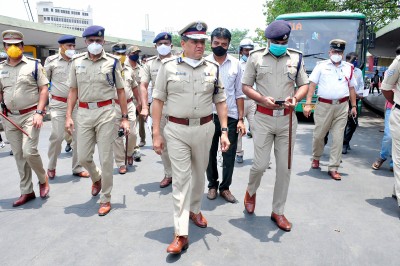 Case to be booked for curfew violation: Bengaluru top cop