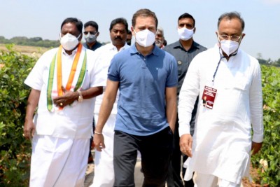 Amid political crisis, Rahul Gandhi lands in Puducherry