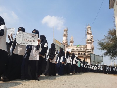 'Let HC decide first': SC on plea seeking transfer of Hijab row cases