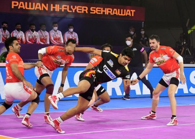 PKL 8: Bengaluru Bulls defeat Gujarat Giants, enter into semis