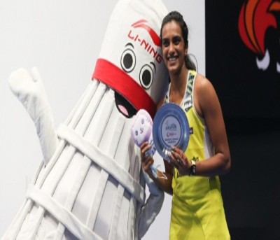 President, PM, Sports Minister laud, congratulate Sindhu on winning Singapore Open title