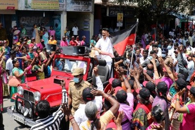 With the opposition divided, DMK faces no challenge in TN