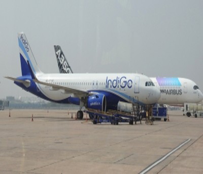 Hundreds of IndiGo Airline passengers in jam due to flight delays