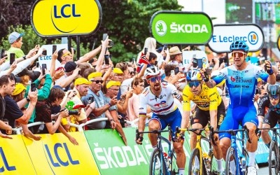 Dylan Groenewegen wins 3rd stage of Tour de France in sprint showdown