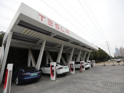 Tesla EV deliveries fall 18% due to China lockdowns, supply woes 