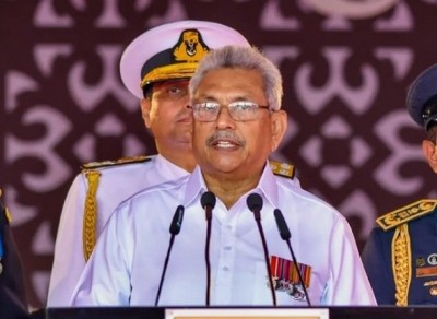 Sri Lankan Prez to leave for Singapore from Maldives