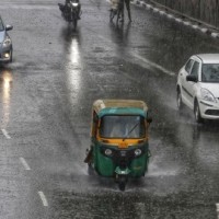 Rain disrupts normal life in Delhi, traffic snarls at various places