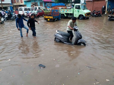 16 Telangana districts see flooding due to heavy rains