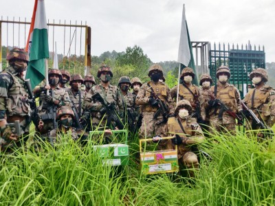 India, Pakistan armies share sweets at Line of Control on Eid