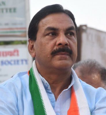 Maha Congress urges CM, Dy CM to restore Muslim quotas