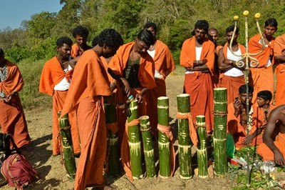 Doc dances to woo Kerala tribal's to take Covid vax