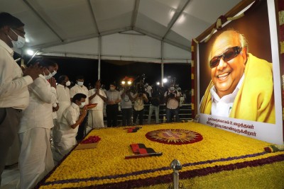 Hospital, library, awards on Karunanidhi's 97th birth anniv