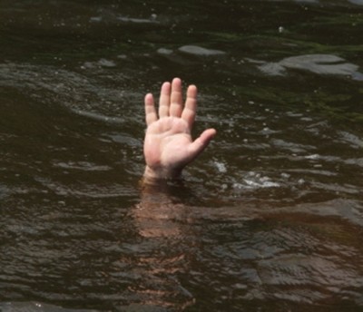 Mumbai: 3 boys drown, 1 rescued at Juhu Beach