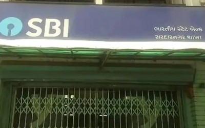 SBI employee injured in firing by security guard in Ahmedabad