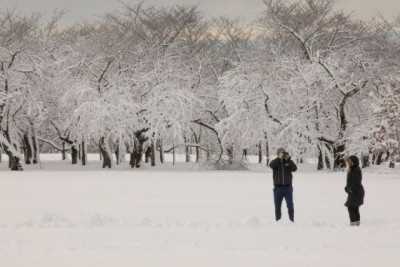 Record late season snowfall helps abate drought conditions in US