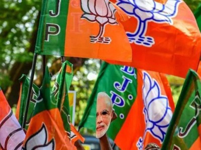 TN BJP contemplating to snap ties with AIADMK in urban local body polls